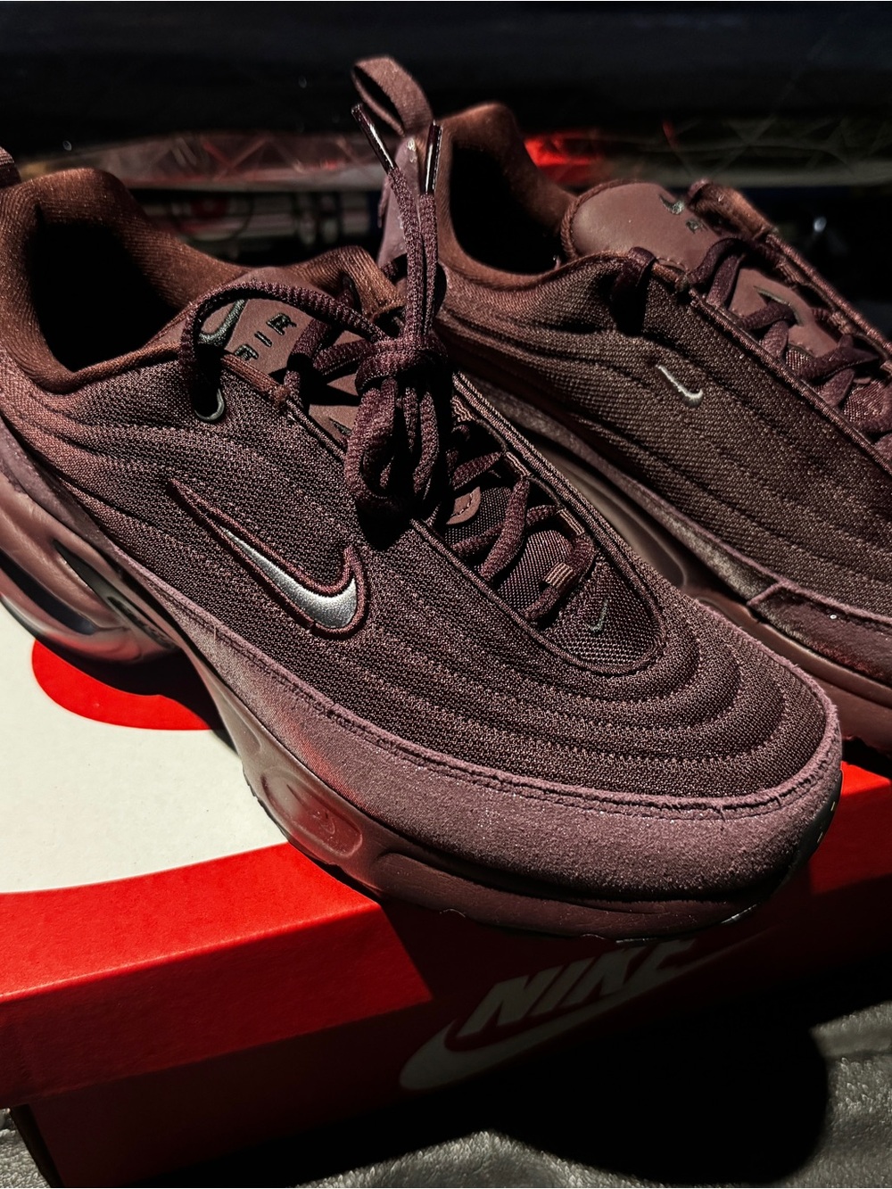 Nike Air Max Portal SE, NWT, 8.5, Burgundy - Picture 2 of 10